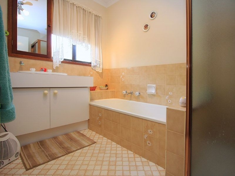 18/42 Eramosa Road East, Somerville VIC 3912