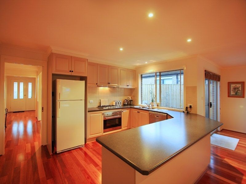 4 Dominic Mews, Somerville VIC 3912