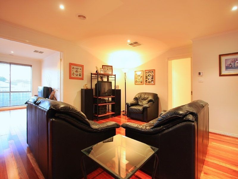 4 Dominic Mews, Somerville VIC 3912