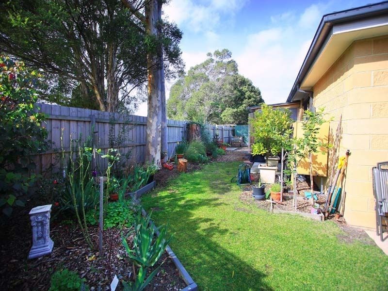 15/100 The Crescent, Tyabb VIC 3913