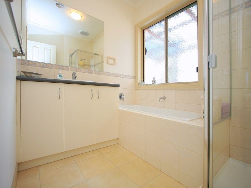 15/100 The Crescent, Tyabb VIC 3913