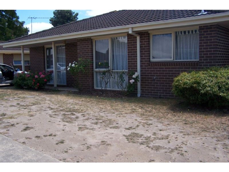 4/32 Clarendon Drive, Somerville VIC 3912