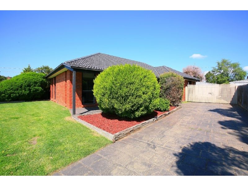 111  Eramosa Road East, Somerville VIC 3912