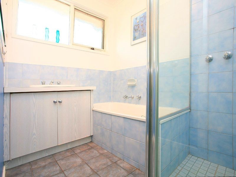 111  Eramosa Road East, Somerville VIC 3912