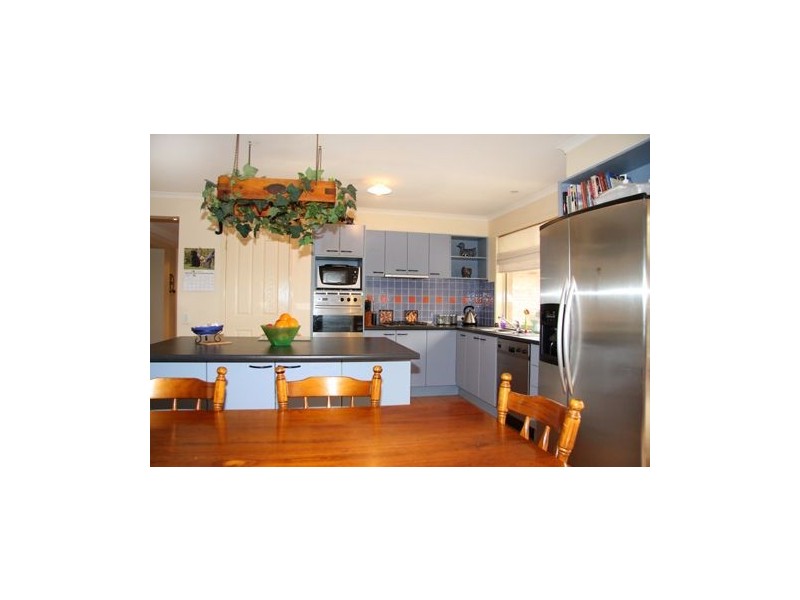 2 Blackwattle Place, Somerville VIC 3912