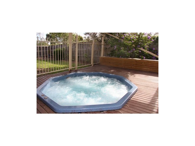 2 Blackwattle Place, Somerville VIC 3912