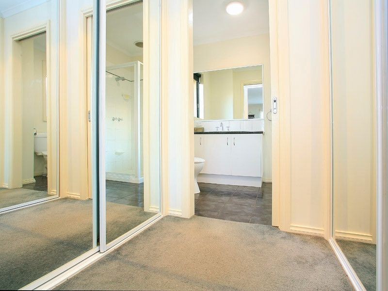 143 Clarendon Drive, Somerville VIC 3912