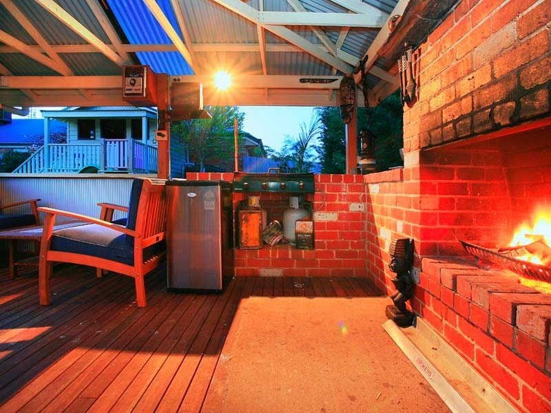 143 Clarendon Drive, Somerville VIC 3912