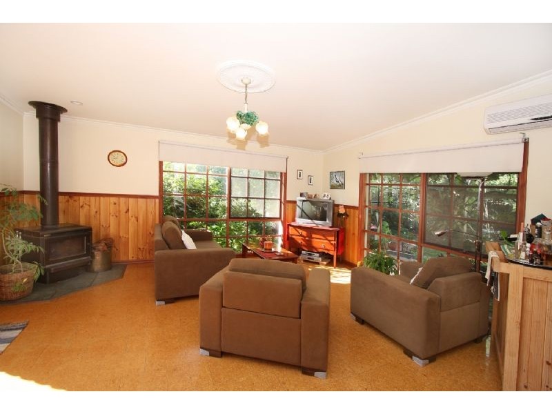 6 Lyn Court, Somerville VIC 3912