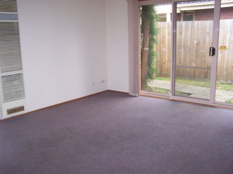 2/4 Sydney Street, Somerville VIC 3912