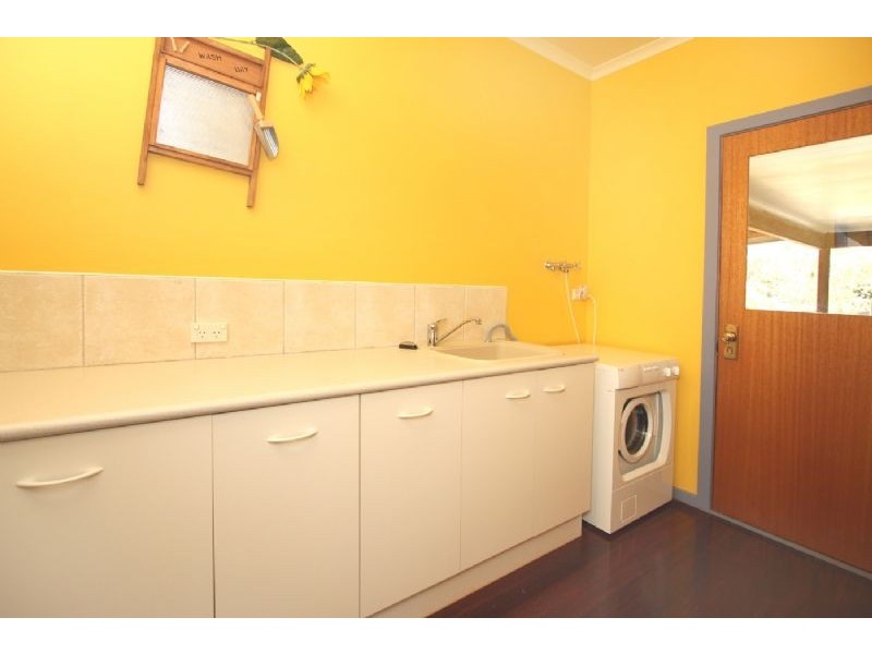 144 Eramosa Road West, Somerville VIC 3912