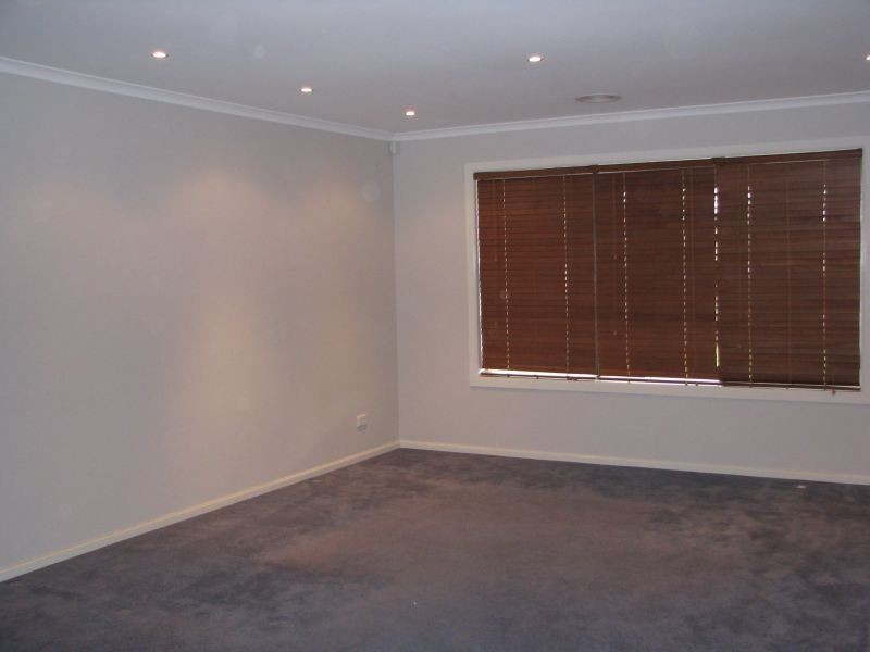 4 Faldo Place, Cranbourne North VIC 3977