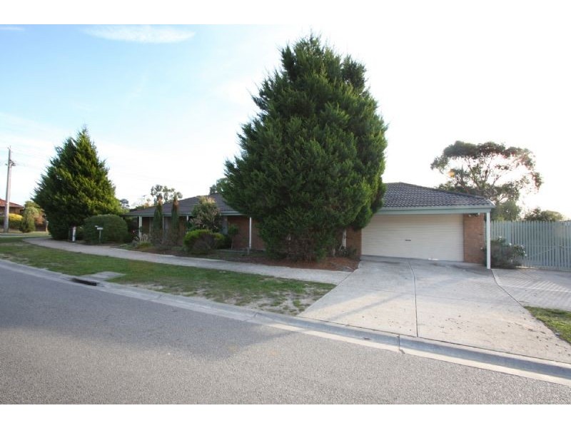 32 Wiltshire Drive, Somerville VIC 3912