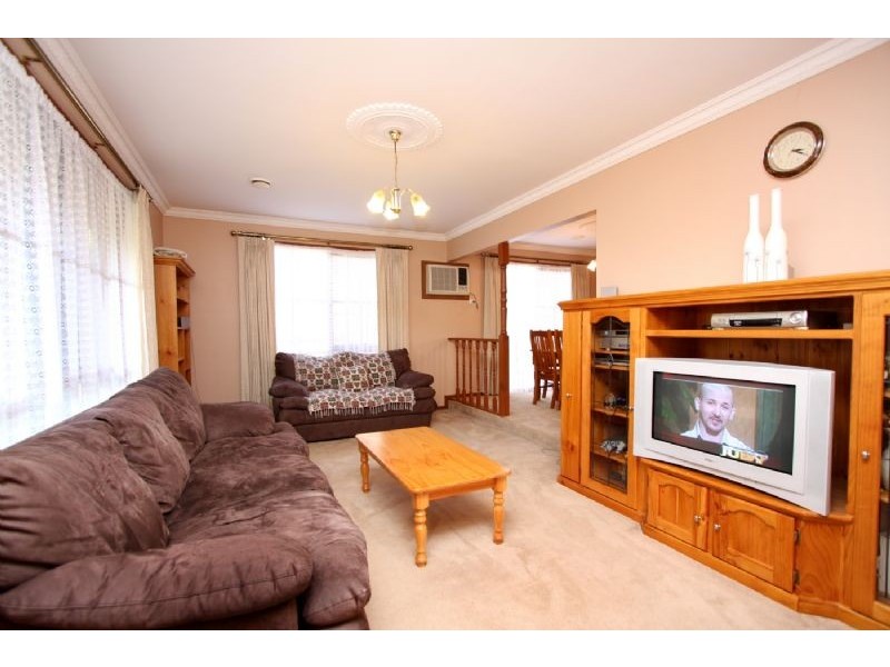 32 Wiltshire Drive, Somerville VIC 3912