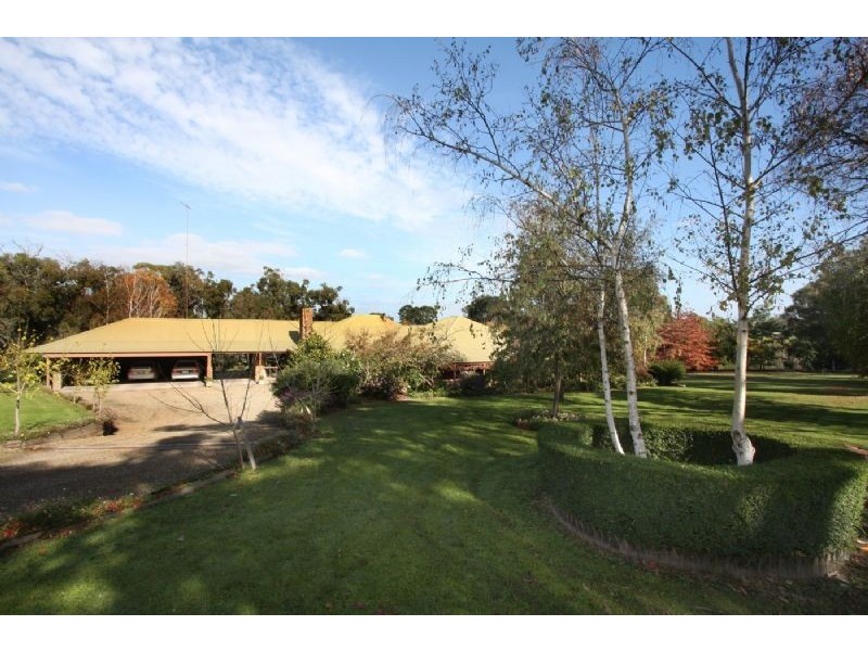 85 Weeroona Road, Langwarrin VIC 3910