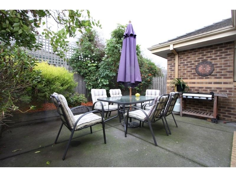 2 Moonah Way, Mount Martha VIC 3934