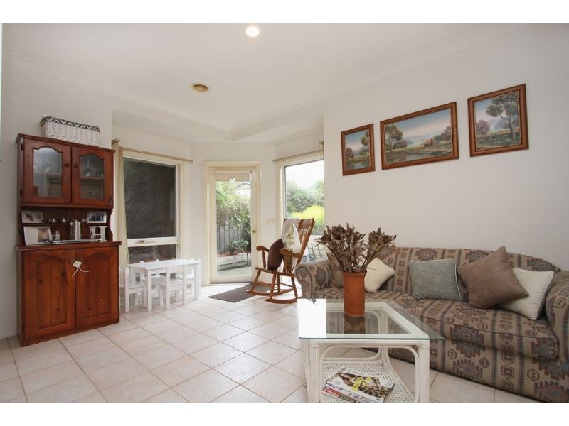 2 Moonah Way, Mount Martha VIC 3934