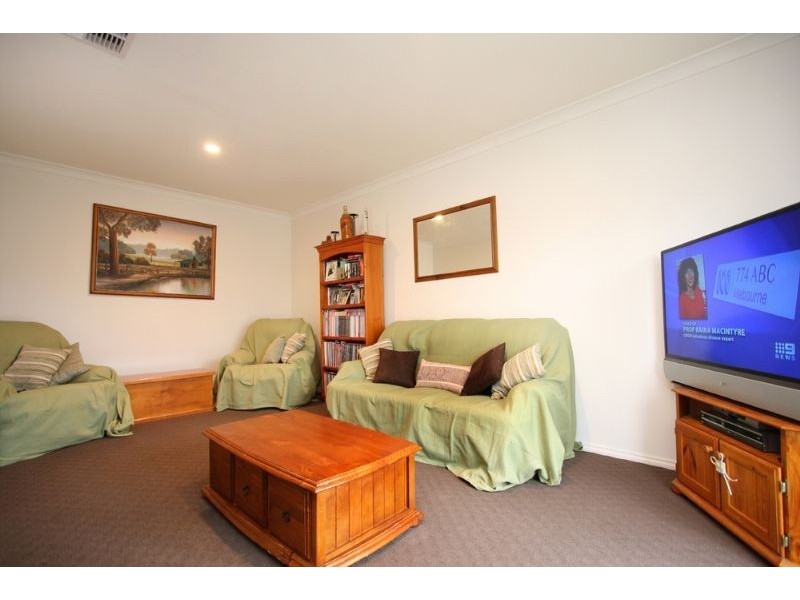 2 Moonah Way, Mount Martha VIC 3934
