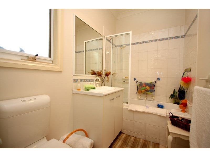 2 Moonah Way, Mount Martha VIC 3934