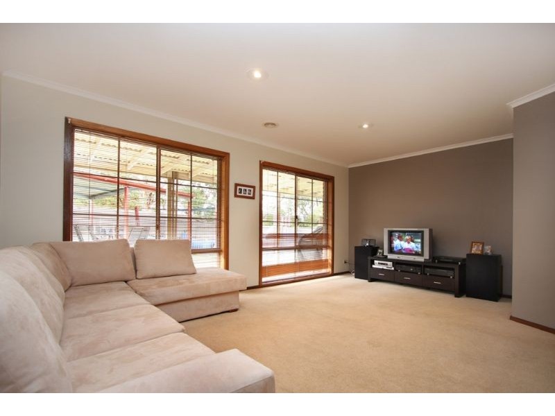 8 Monica Court, Pearcedale VIC 3912