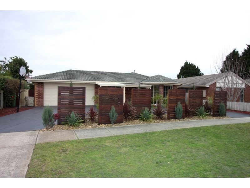 83 Graf Road, Somerville VIC 3912