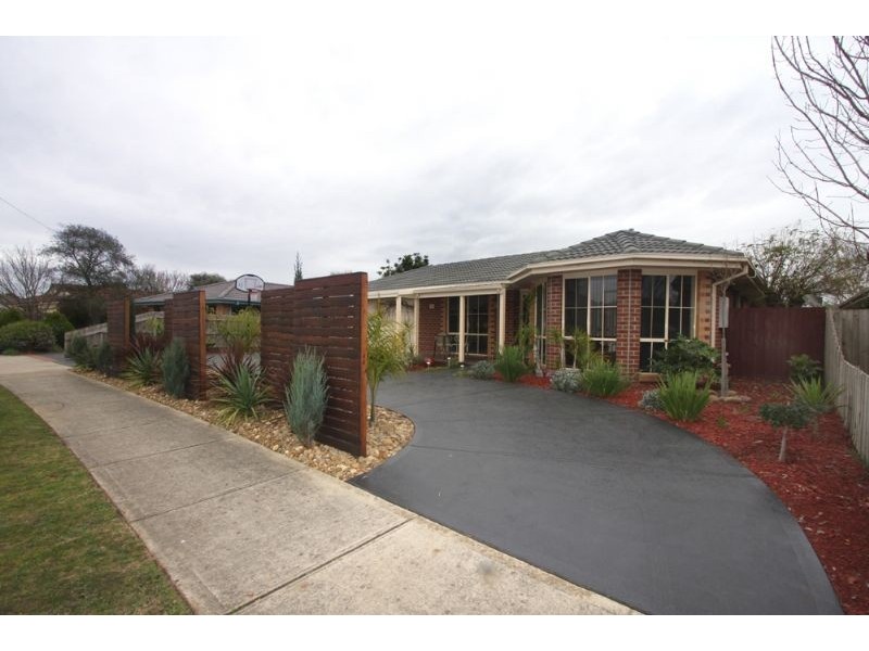83 Graf Road, Somerville VIC 3912