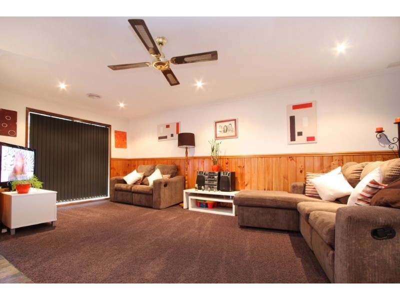 83 Graf Road, Somerville VIC 3912