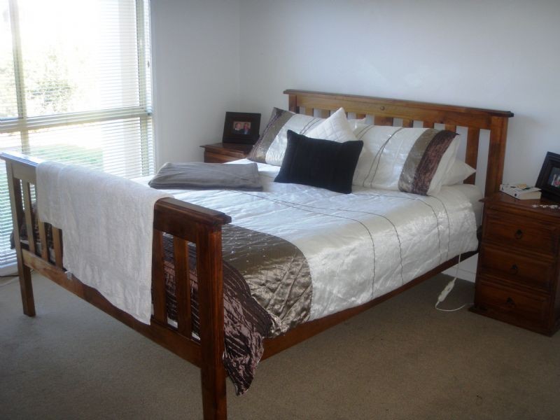 1/28 Eramosa Road West, Somerville VIC 3912