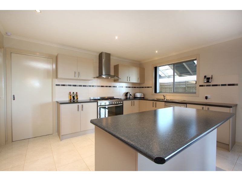 14 Kathleen Crescent, Tyabb VIC 3913