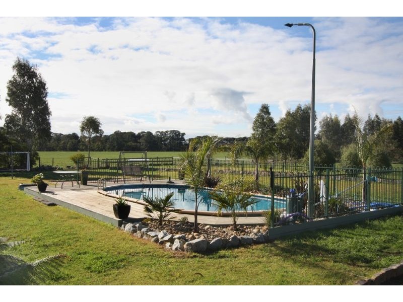 411 Coolart Road, Somerville VIC 3912