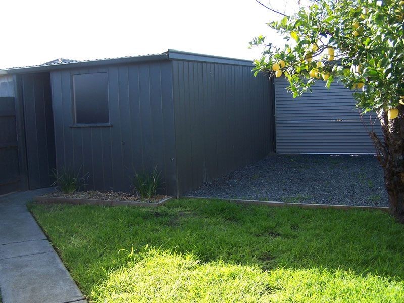 2/107 Dandenong Road East, Frankston VIC 3199