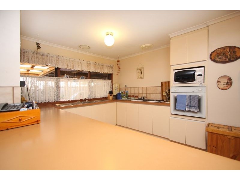 54 Baxter Tooradin Road, Baxter VIC 3911