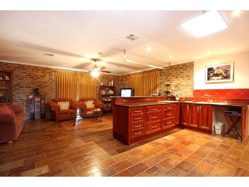 24 Forest Drive, Somerville VIC 3912