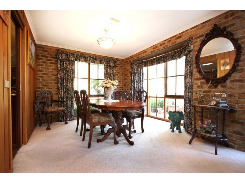 24 Forest Drive, Somerville VIC 3912