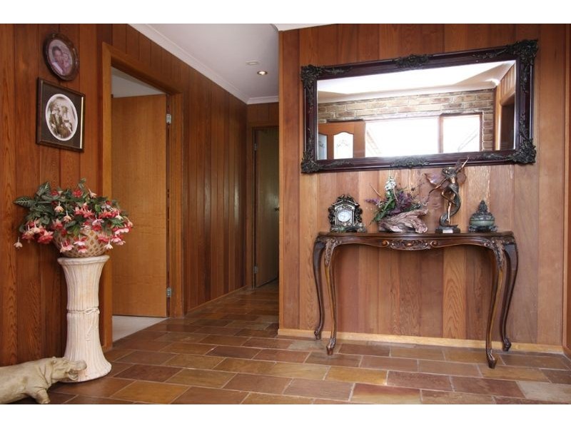 24 Forest Drive, Somerville VIC 3912