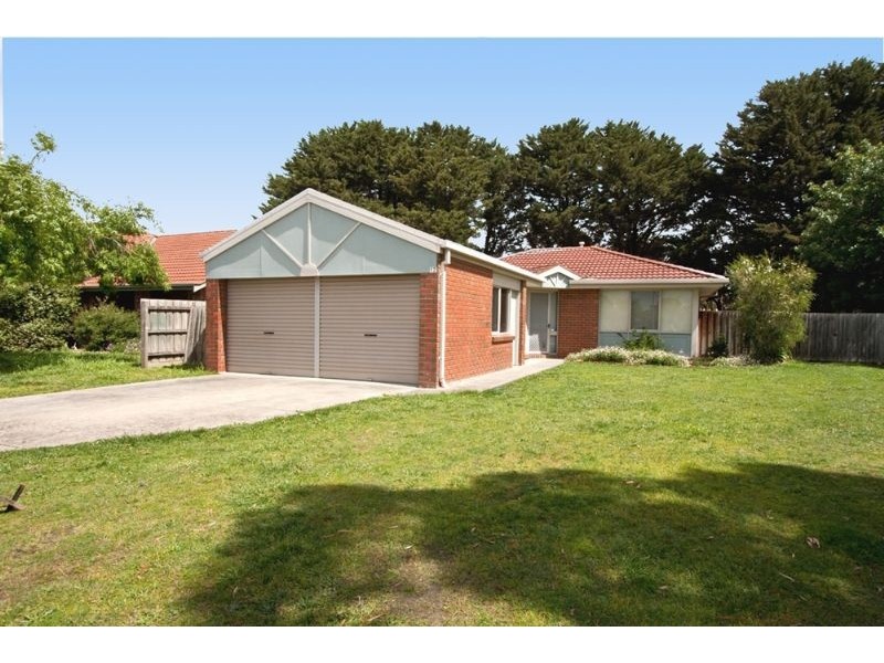 12 Chesterfield Road, Somerville VIC 3912