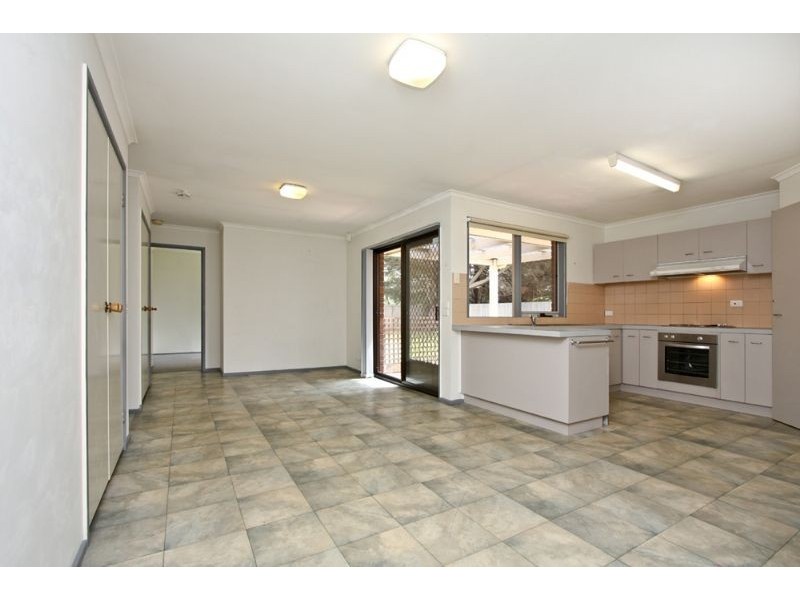 12 Chesterfield Road, Somerville VIC 3912