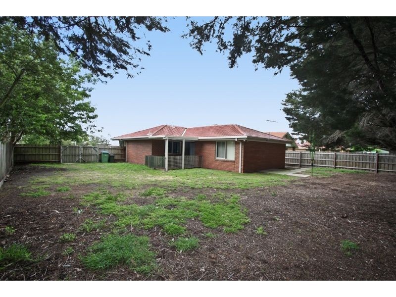 12 Chesterfield Road, Somerville VIC 3912