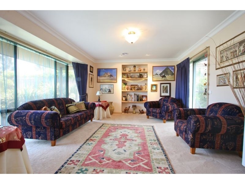 26 Ruby Joy Drive, Somerville VIC 3912