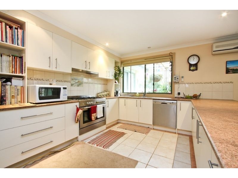 26 Ruby Joy Drive, Somerville VIC 3912