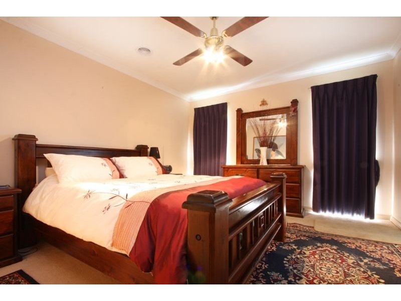 26 Ruby Joy Drive, Somerville VIC 3912