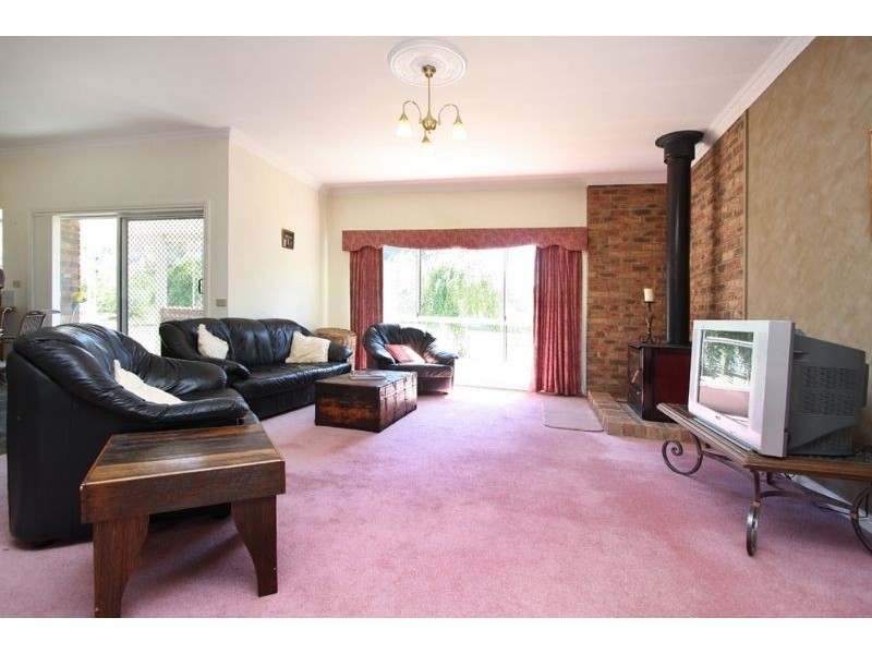 182 Jones Road, Somerville VIC 3912