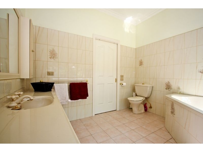 182 Jones Road, Somerville VIC 3912