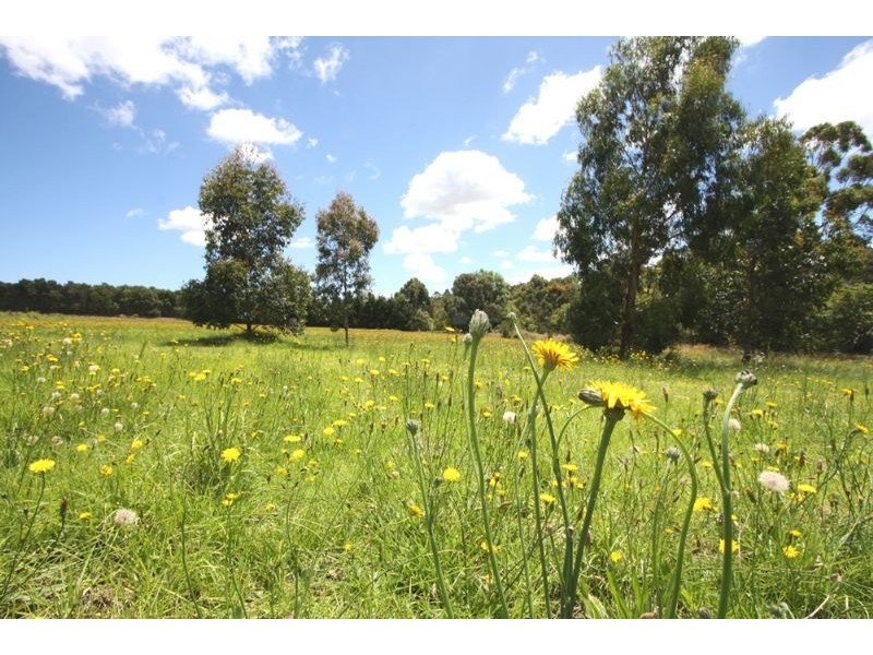 79 Weeroona Rd, Baxter VIC 3911