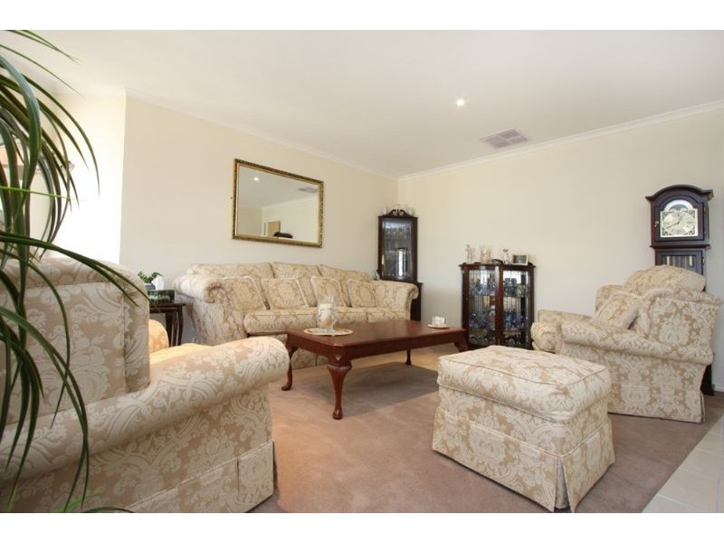 13 Mitch Court, Somerville VIC 3912