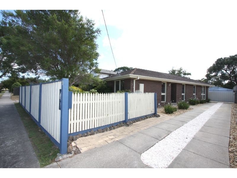 4 Delepan Drive, Tyabb VIC 3913