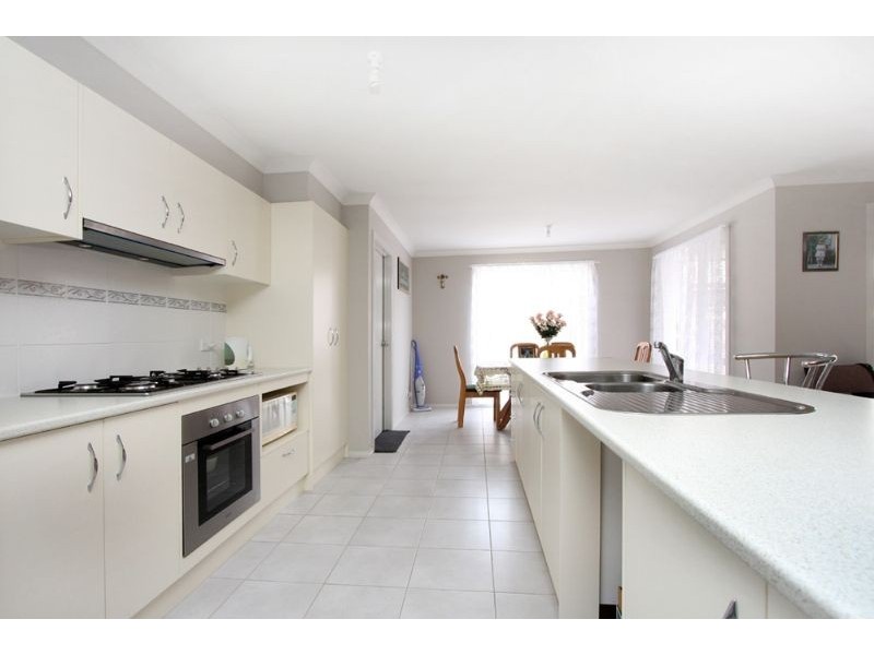 10 Mitch Court, Somerville VIC 3912