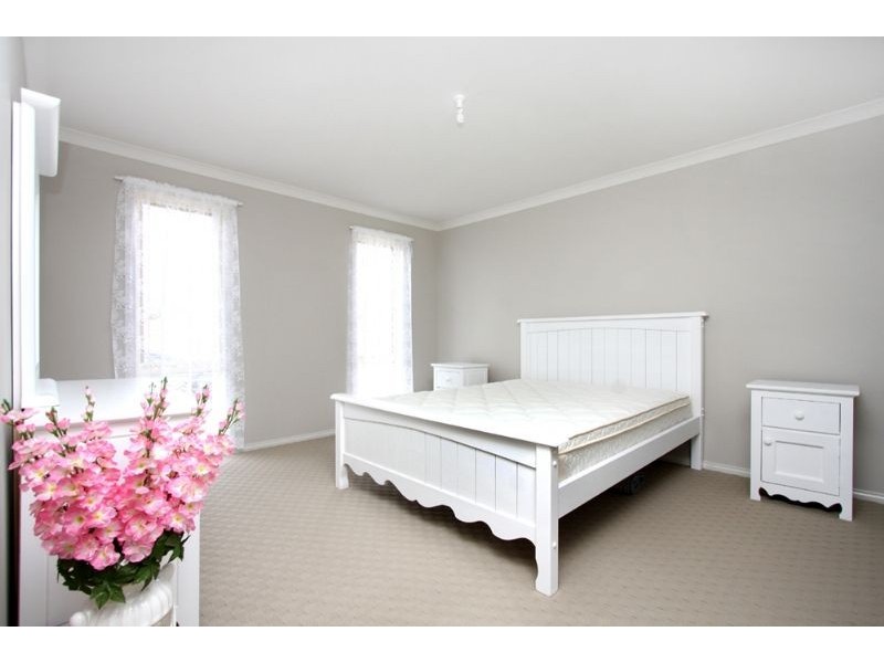 10 Mitch Court, Somerville VIC 3912