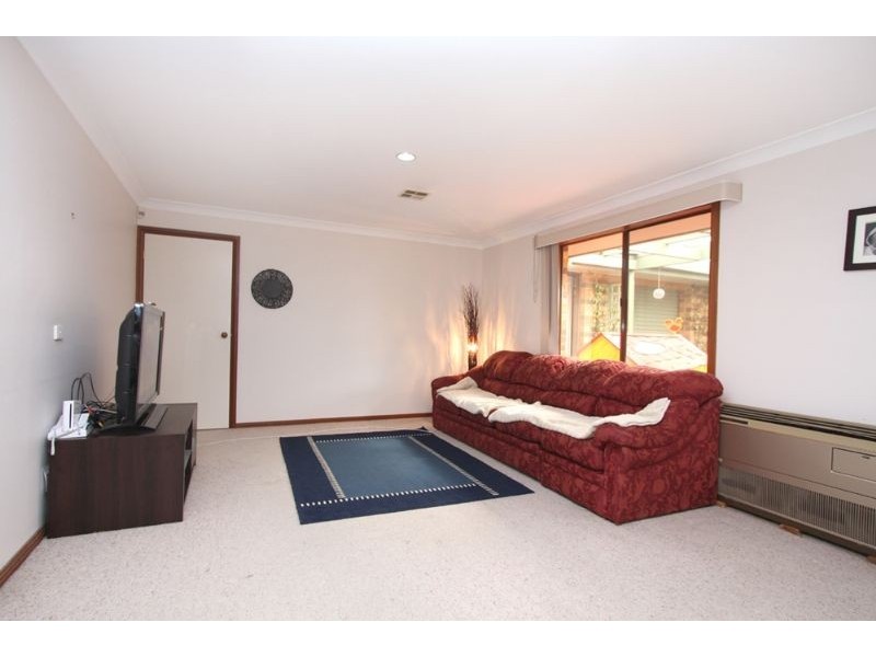 37  Clairmont Close, Somerville VIC 3912