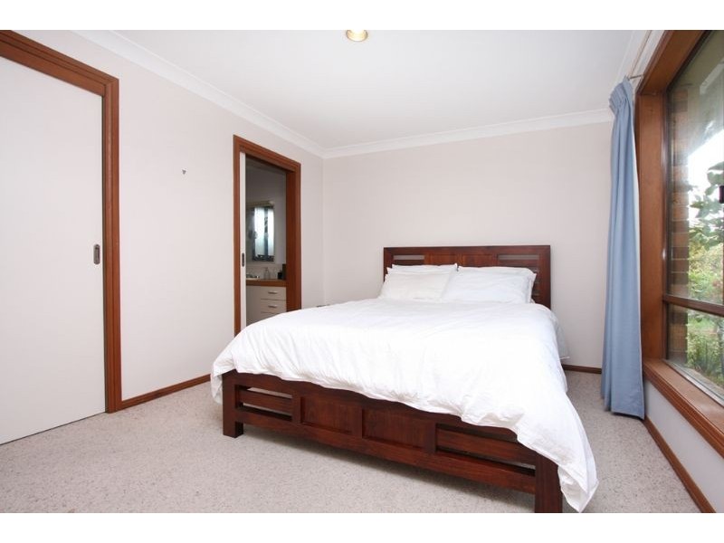 37  Clairmont Close, Somerville VIC 3912